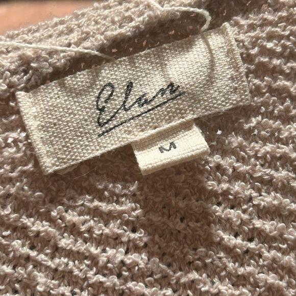 Elan Textured Beige Knit Top Size Medium - Picture 5 of 6